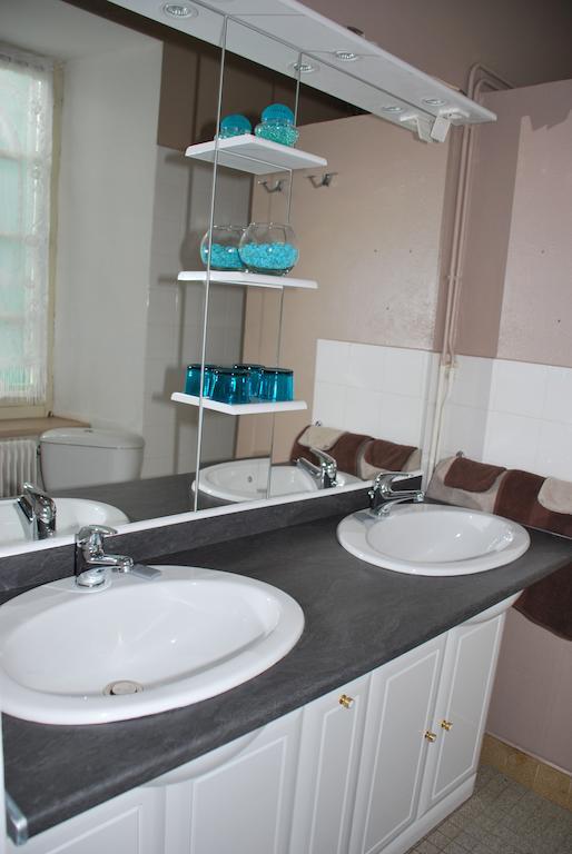 Chambres D'Hotes Le Clos Ambels Ambialet Rum bild